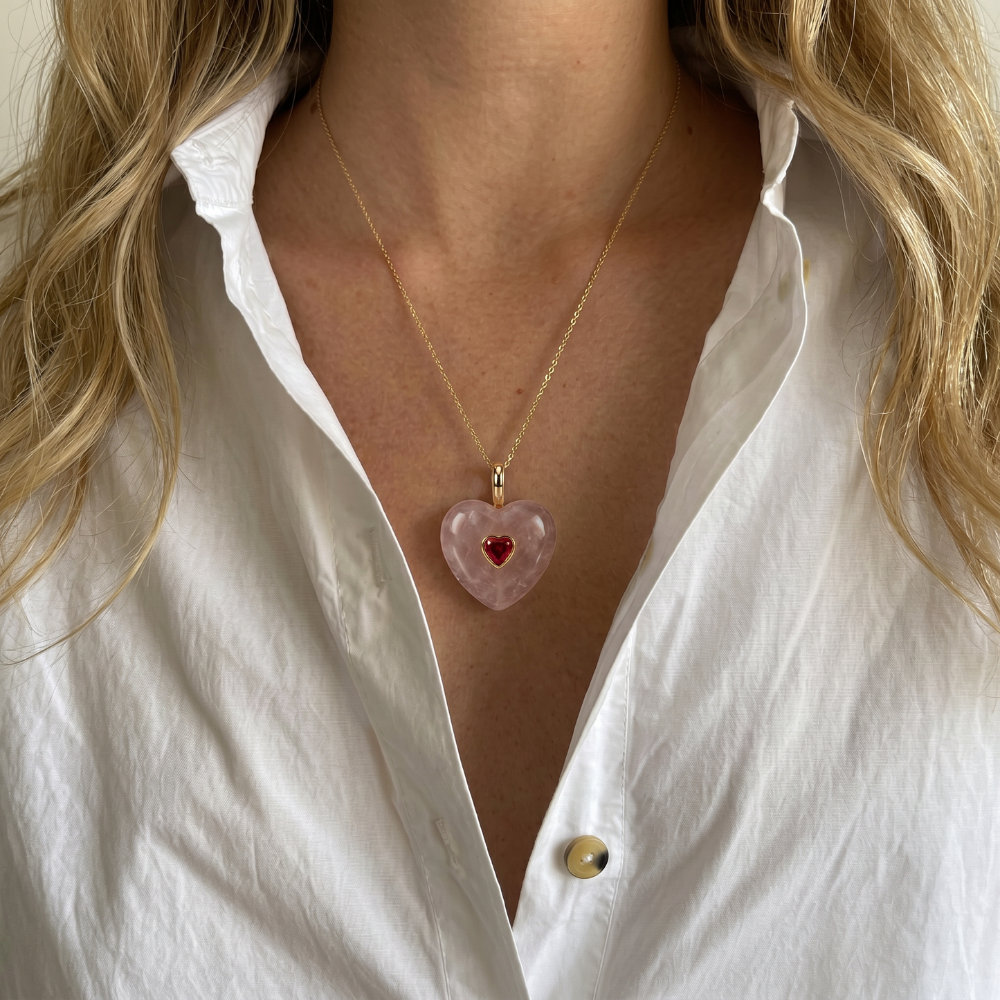 Colgante Corazón cuarzo rosa con piedra Rubí - Bendita Eva
